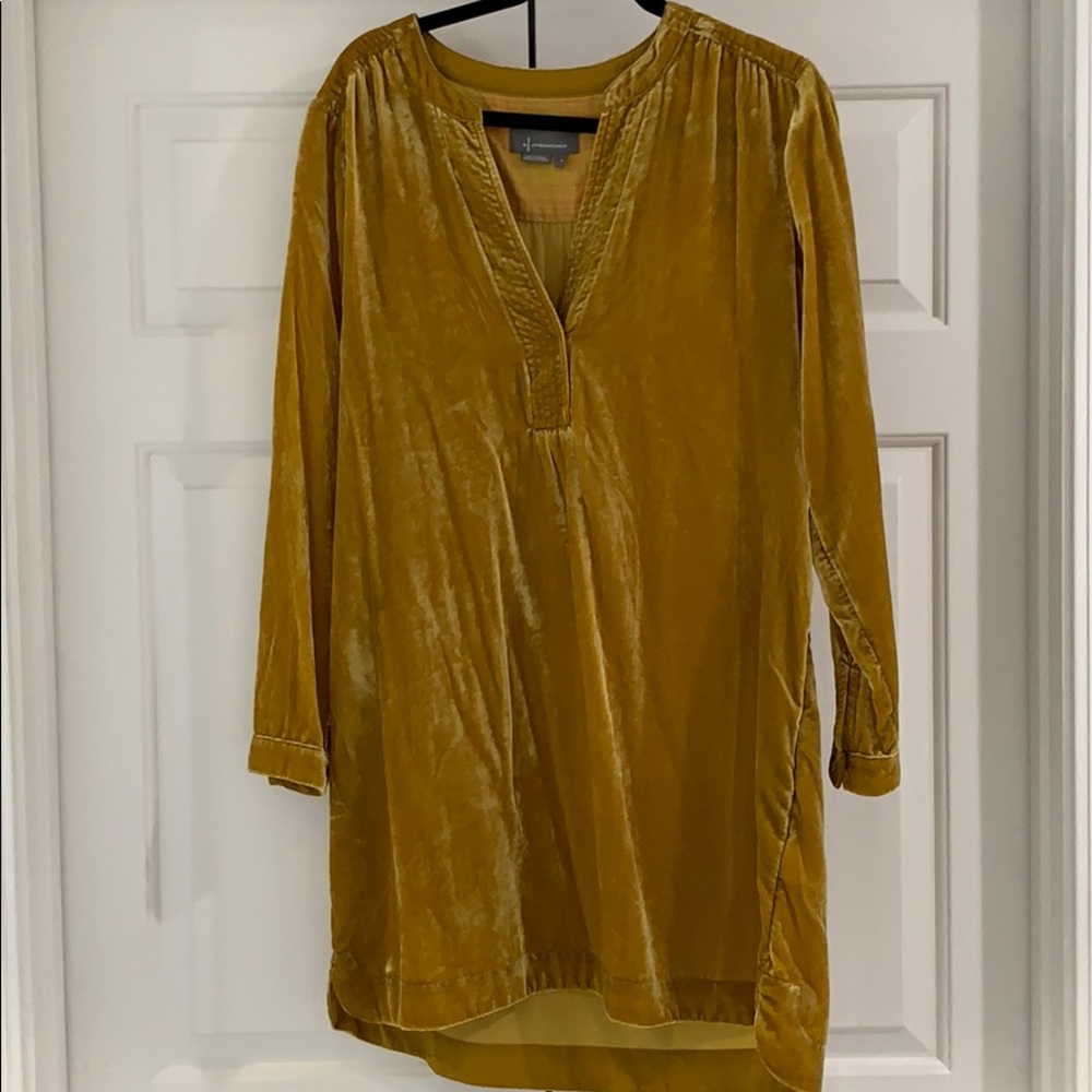 Anthropologie velvet dress. Worn 1x. Looks so cute with boots!